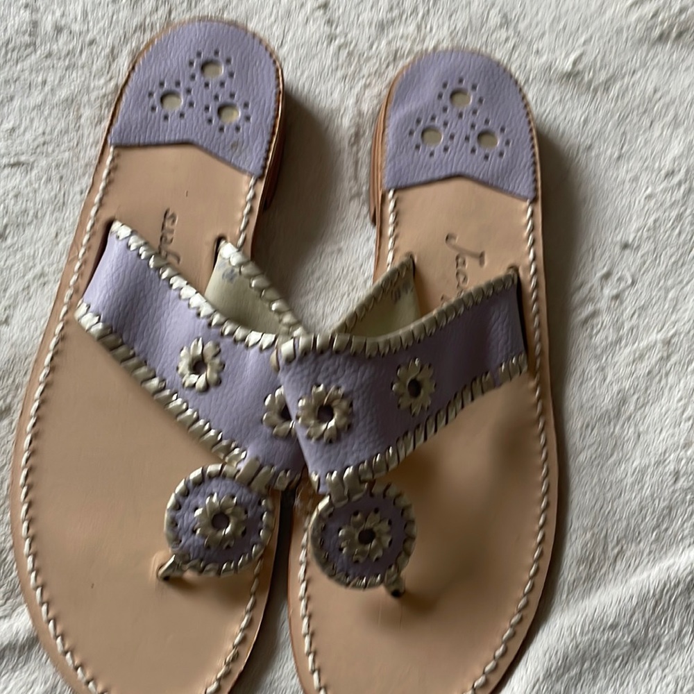 Jack Rogers 1960 thong sandals size 10 in light purple with silver trim. New!